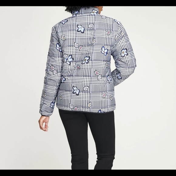 Vera Bradley Reversible Puffer Jacket in Bedford Plaid Size M NWT - Picture 6 of 7